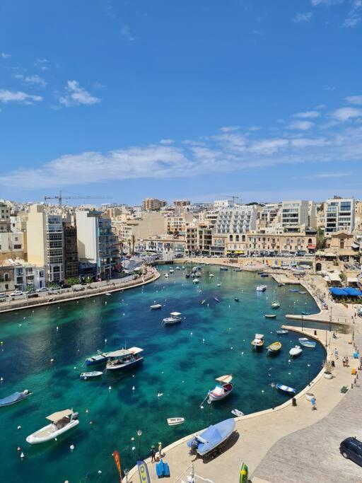 2 Bedroom Seafront Duplex Penthouse In The Heart Of Spinola Bay St. Julian's Exteriör bild